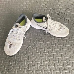 NIKE free RN 7.5